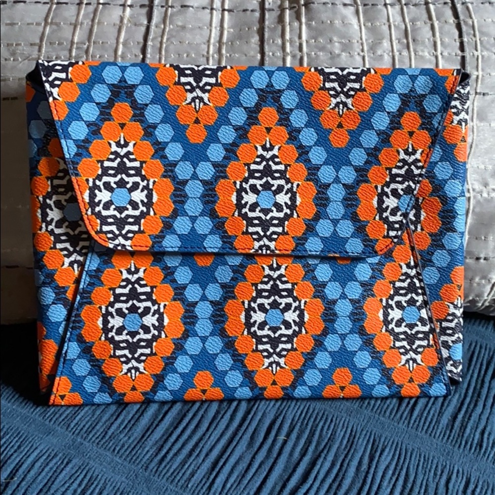 New Vera Bradley iPad case/ organizer for anything